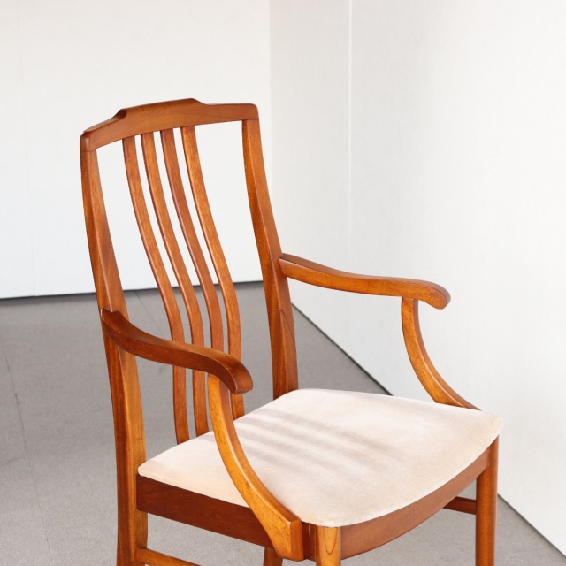 ベイスクラフトBEITHCRAFTのダイニングチェア