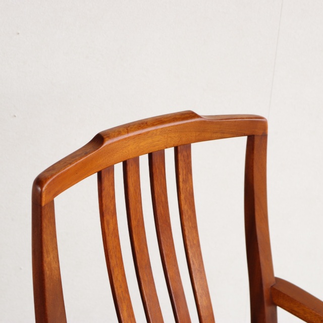 ベイスクラフトBEITHCRAFTのダイニングチェア