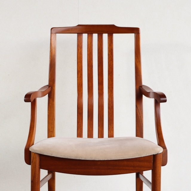 ベイスクラフトBEITHCRAFTのダイニングチェア
