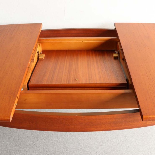 木製のオーバルヴィンテージダイニングテーブル、24081