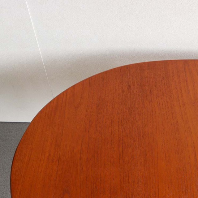 木製のオーバルヴィンテージダイニングテーブル、24081