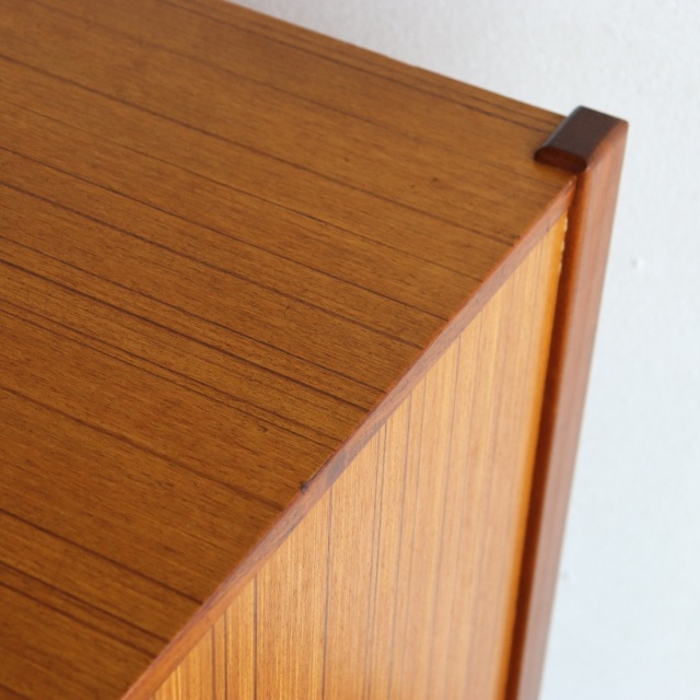 ネイサンNathenのチーク材のチェスト