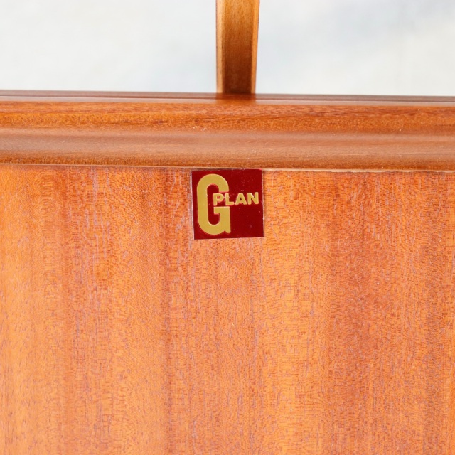 ジープランG-PLANのダイニングテーブル