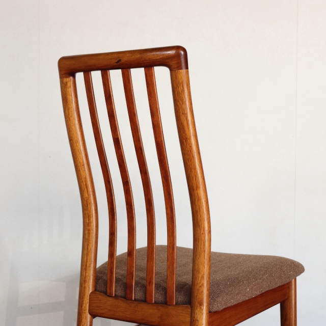 デンマーク製ダイニングチェア by Schou Andersen 座面は世界の尾州