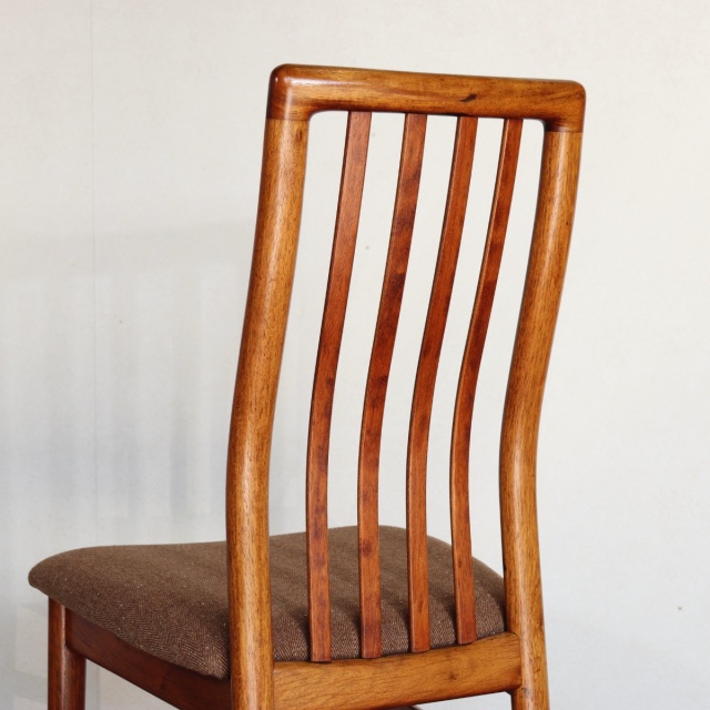 デンマーク製ダイニングチェア by Schou Andersen 座面は世界の尾州