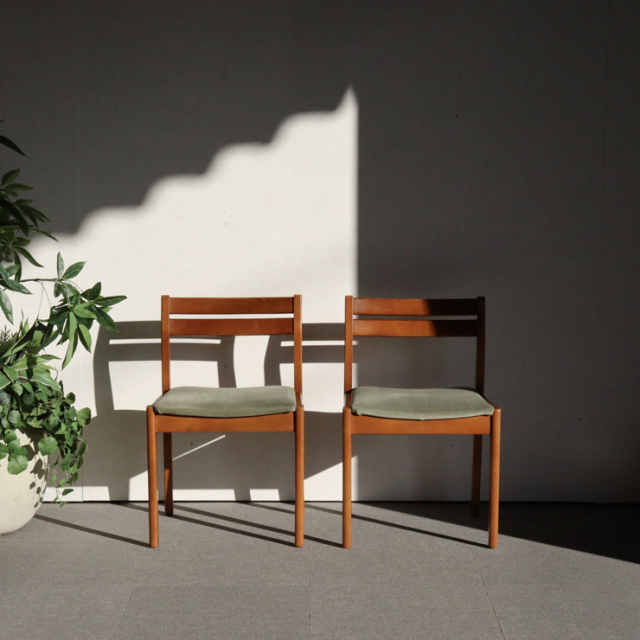 デンマーク製のヴィンテージダイニングチェア