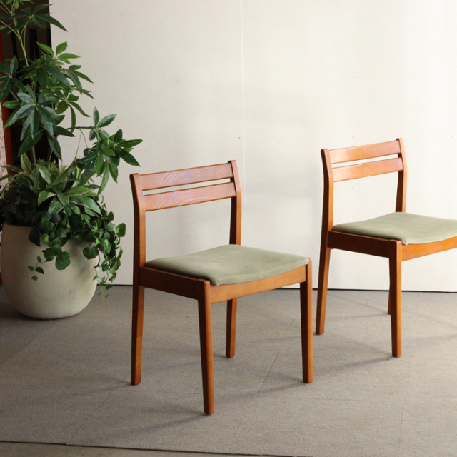 デンマーク製のヴィンテージダイニングチェア