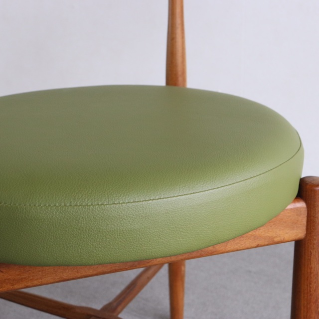 ジープランG-PLANのFrescoサーキュラーダイニングチェア