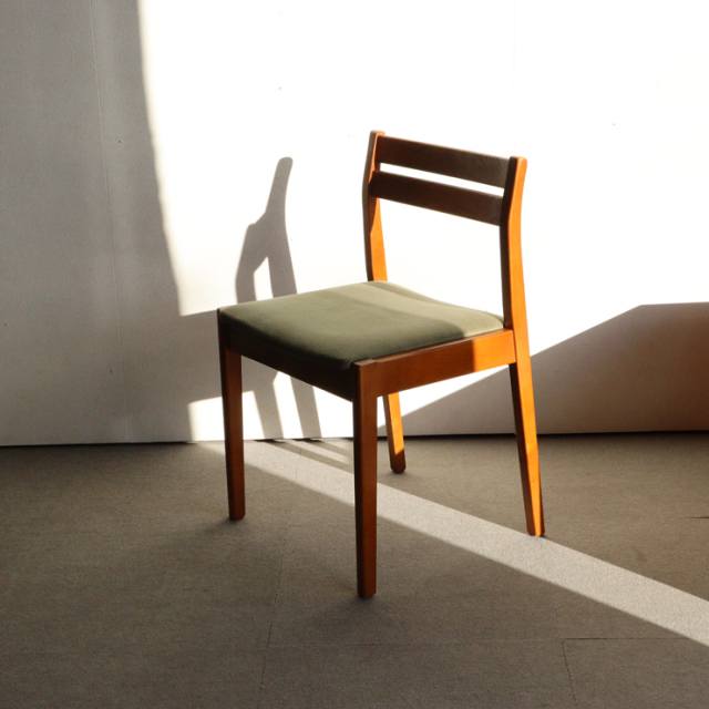 デンマーク製のヴィンテージダイニングチェア