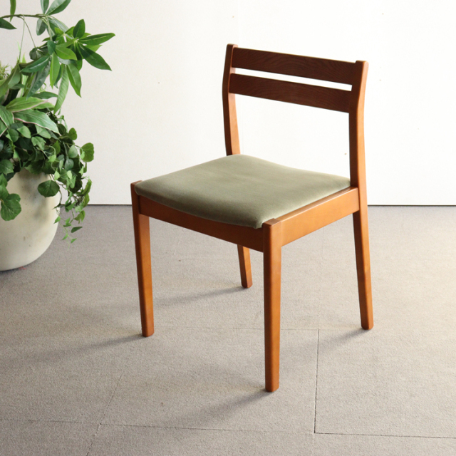デンマーク製のヴィンテージダイニングチェア
