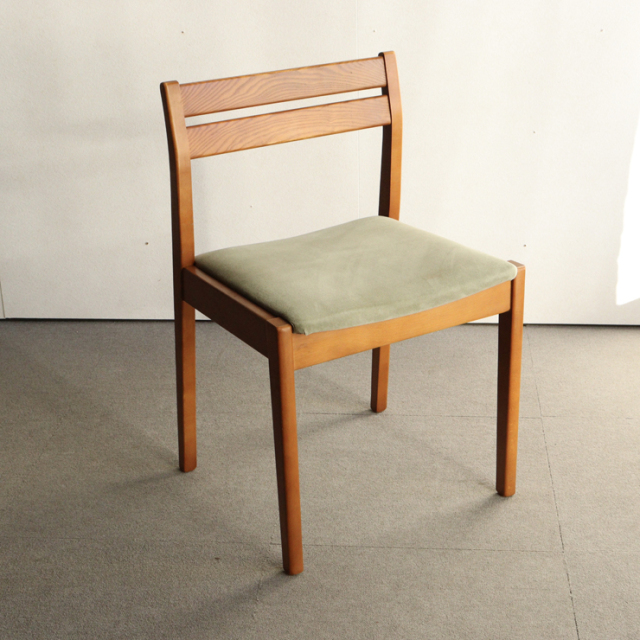 デンマーク製のヴィンテージダイニングチェア