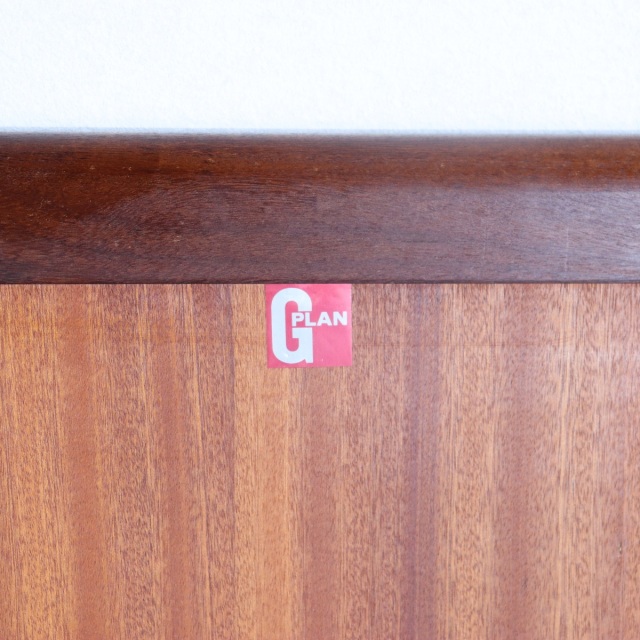 ジープランG-PLANのダイニングテーブル