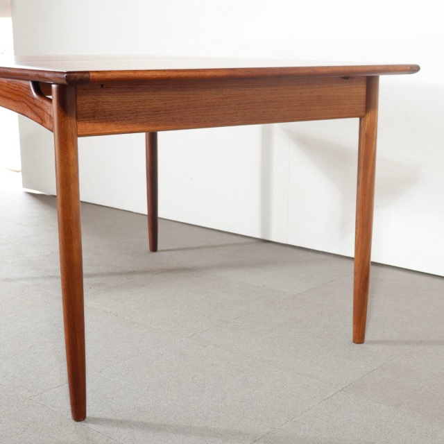 英国 【 G-PLAN 】 高級ダイニングテーブル♪ チーク材 Dining Table & Chair – transista