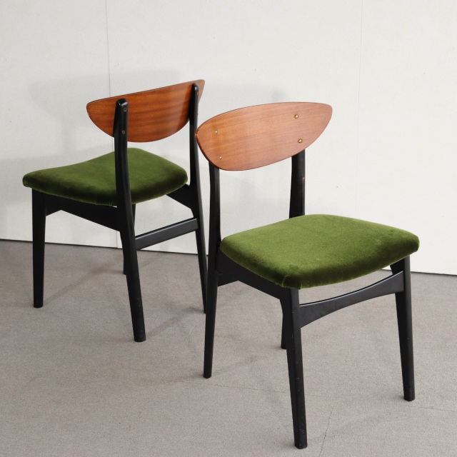 ネイサンNathanのダイニングチェア