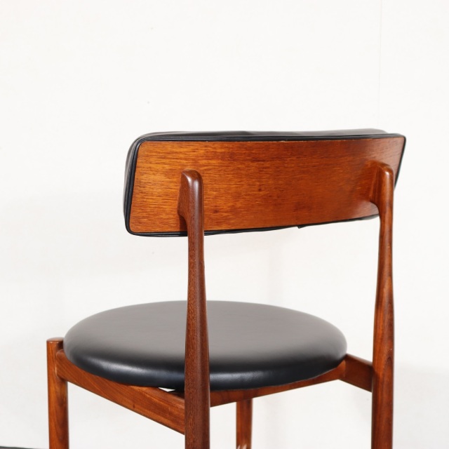 ジープランG-PLANのダイニングチェア