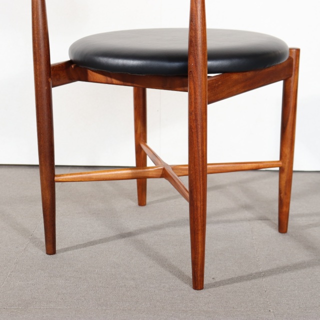 ジープランG-PLANのダイニングチェア