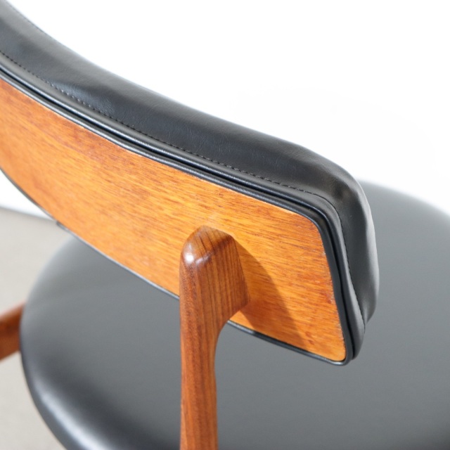 ジープランG-PLANのダイニングチェア