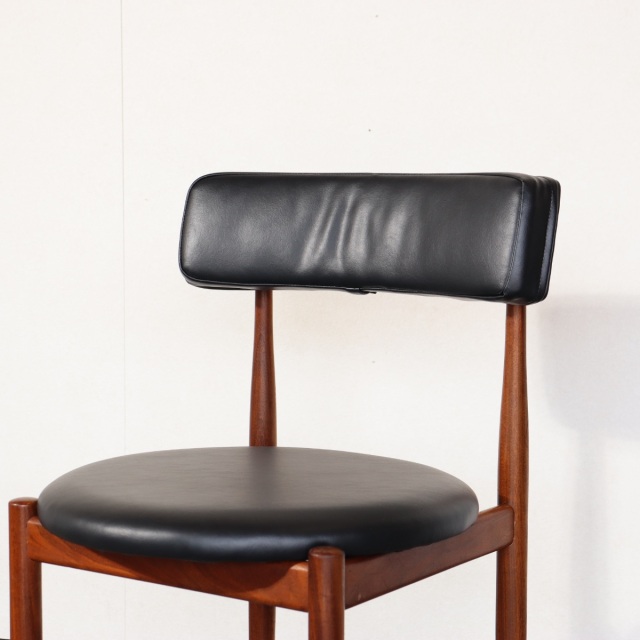 ジープランG-PLANのダイニングチェア