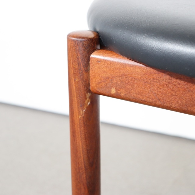 ジープランG-PLANのダイニングチェア