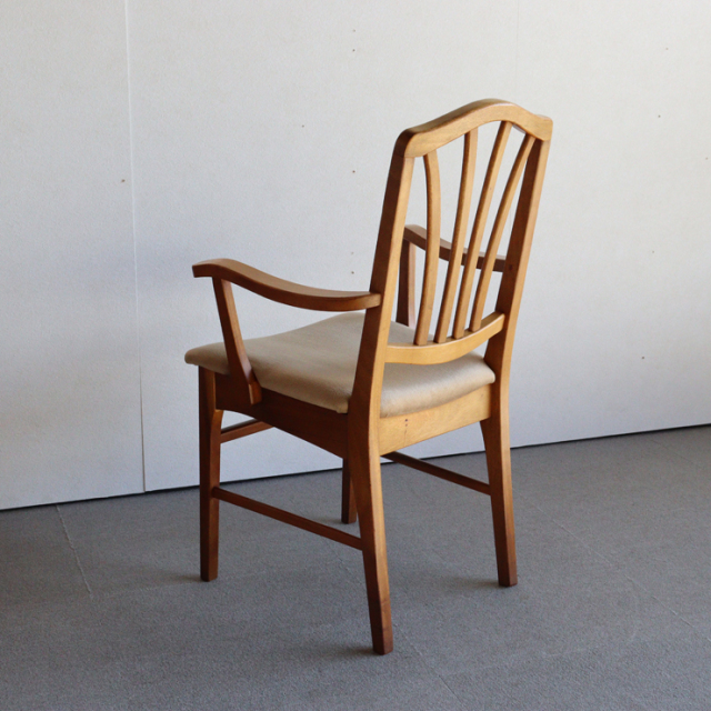 英国ヴィンテージのダイニングチェア