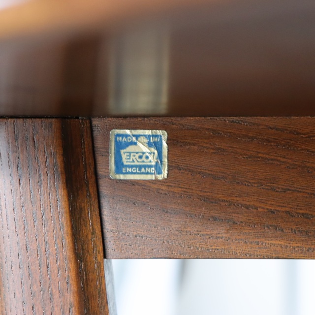 アーコールERCOLのコーヒーテーブル