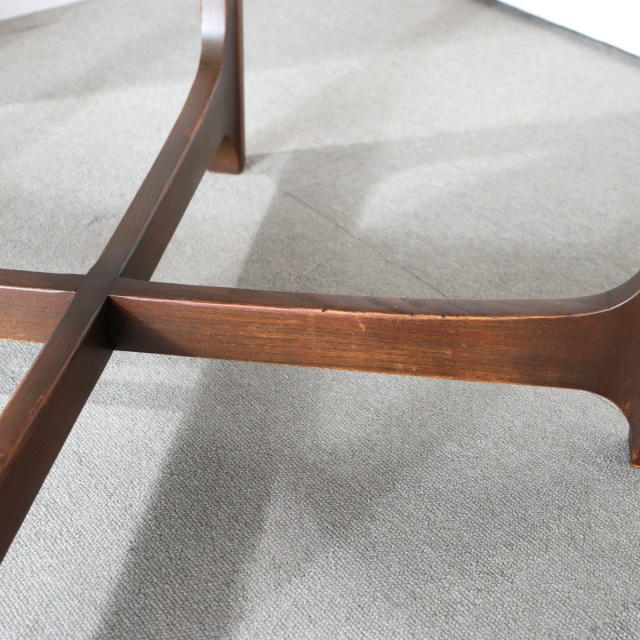 アーコールERCOLのコーヒーテーブル