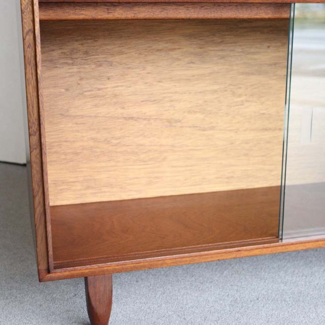 beaver&tapleyのヴィンテージブックケース