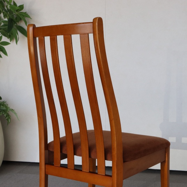 ストーンヒルStonehillのヴィンテージダイニングチェア