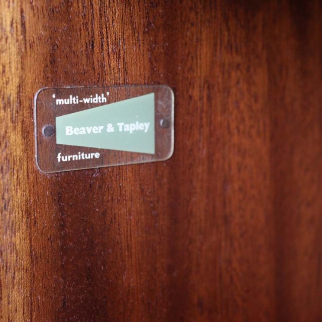 beaver&tapleyのヴィンテージブックケース