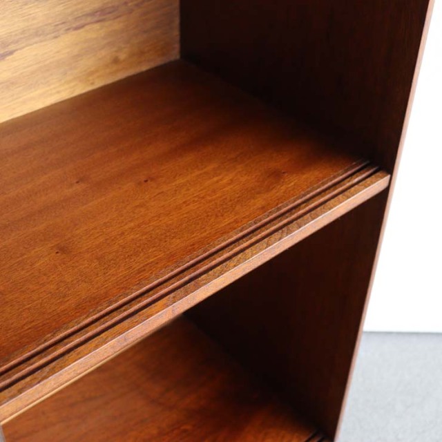 beaver&tapleyのヴィンテージブックケース