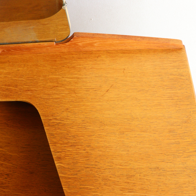 ジープランG-PLANのドレッサー