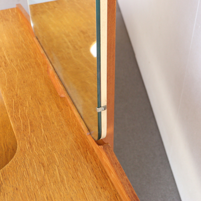 ジープランG-PLANのドレッサー