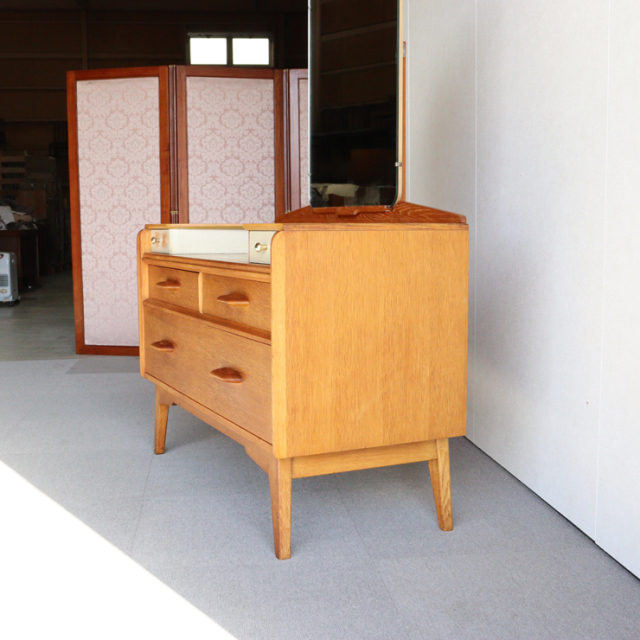 ジープランG-PLANのドレッサー