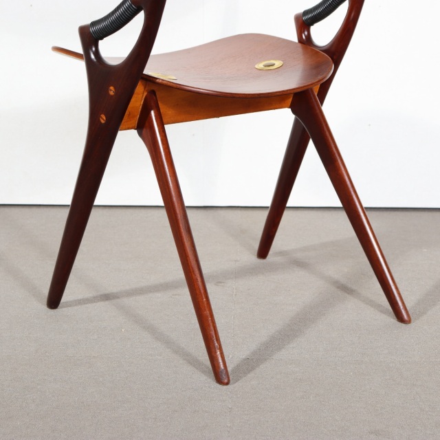 Arne Hovmand-Olsen Model-71 ダイニングチェア