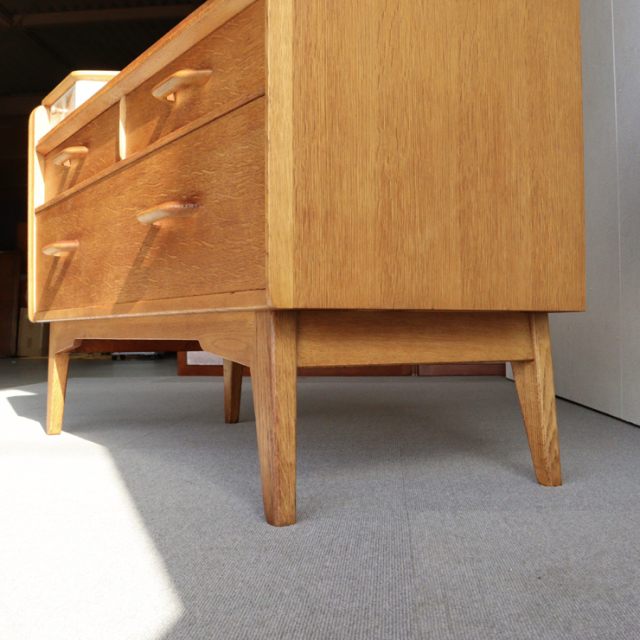 ジープランG-PLANのドレッサー