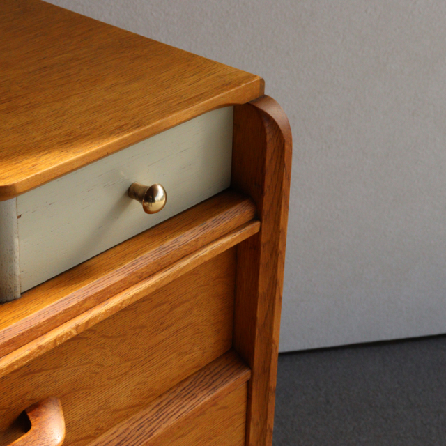 ジープランG-PLANのドレッサー