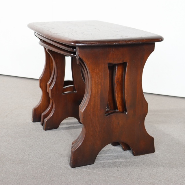 アーコールERCOLのネスト