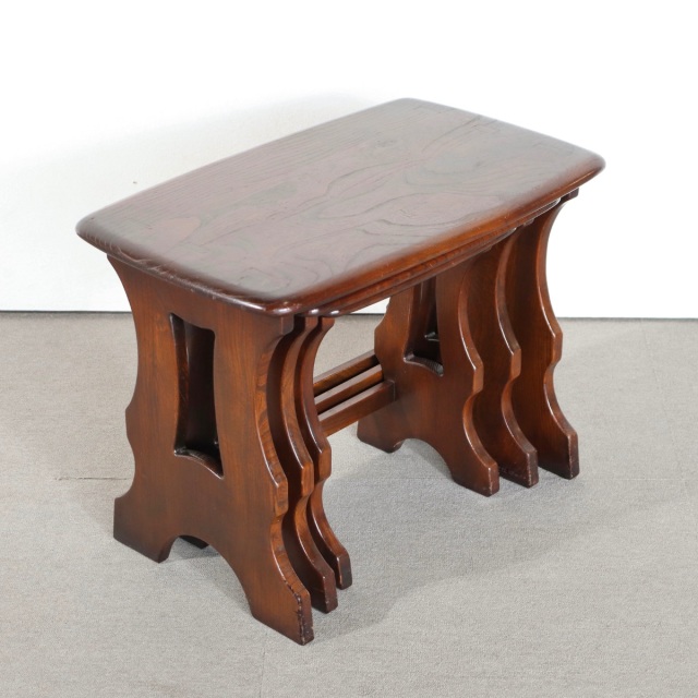 アーコールERCOLのネスト