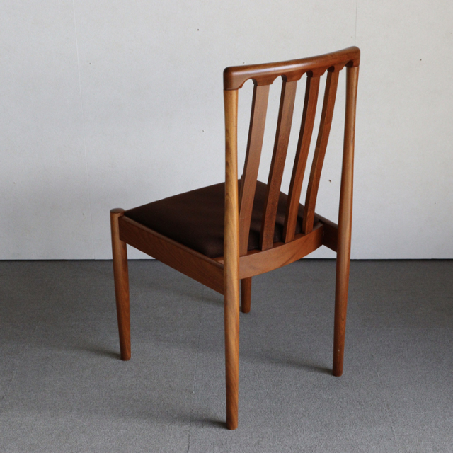 メレデューMEREDEWのダイニングチェア