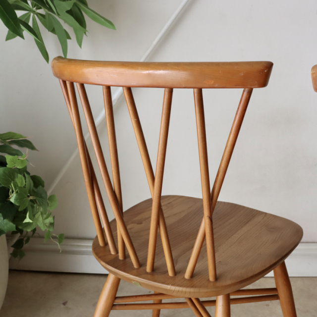 永遠のあこがれが今、手に入る！ERCOLアーコール・エックスバック  