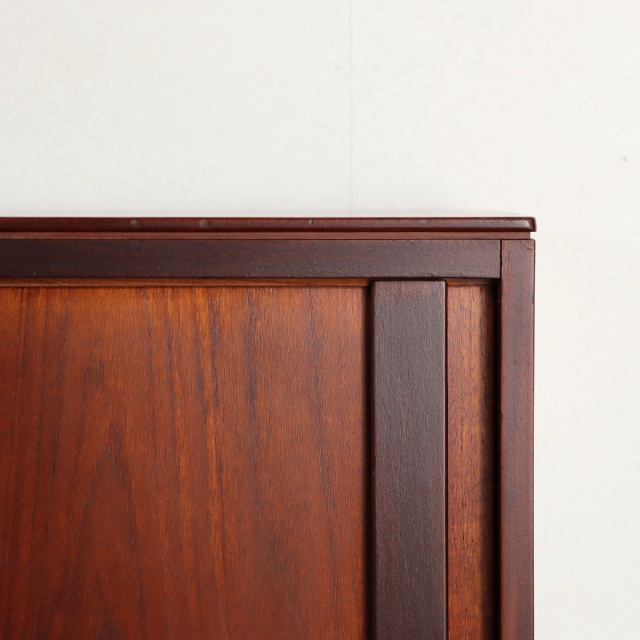 送料込み 【息子よ！店長のお話】ホワイトアンドニュートン製サイドボード