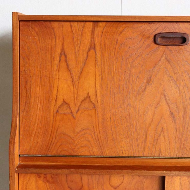 ヴィンテージのチーク材によるビュロー・収納