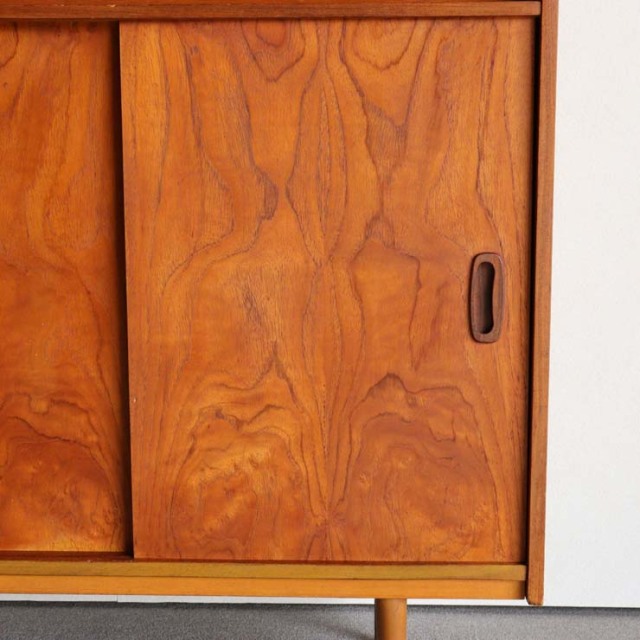 ヴィンテージのチーク材によるビュロー・収納