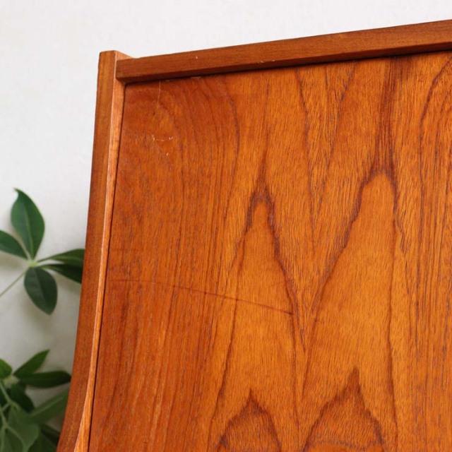 ヴィンテージのチーク材によるビュロー・収納