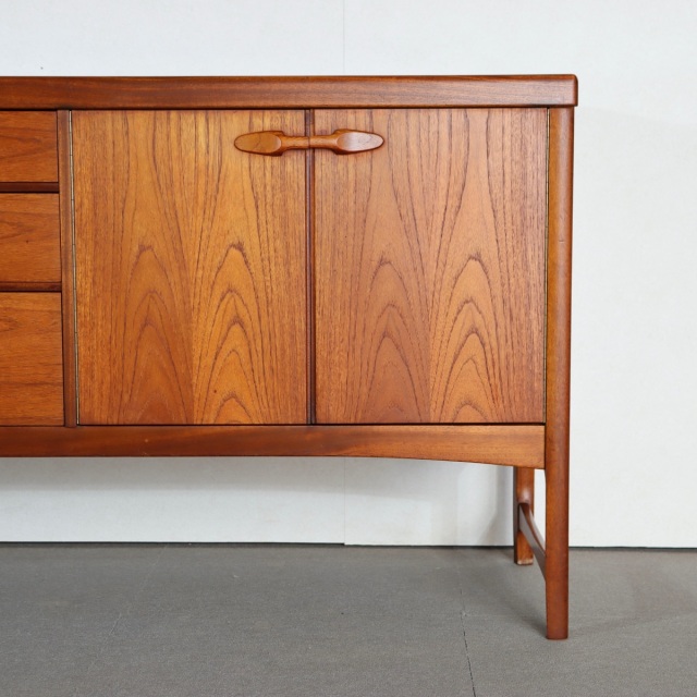 送料込み 【木目が大好きなあなた好み】ネイサンNATHAN製サイドボード