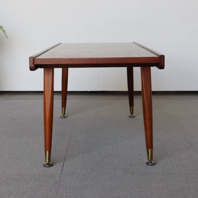 英国ヴィンテージのテークテーブル