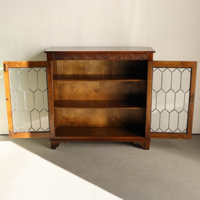 ジェイシーJayceeのキャビネット