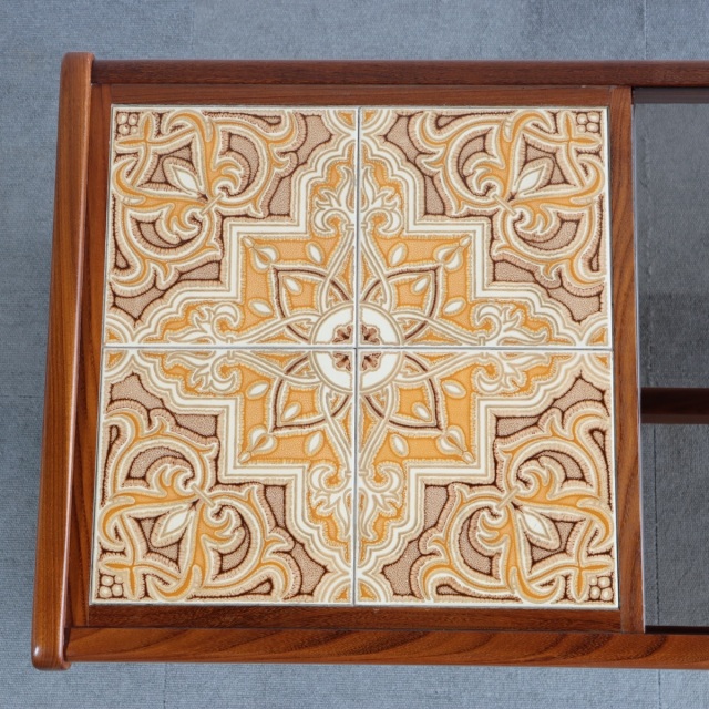 ジープランG-PLANのコーヒーテーブル