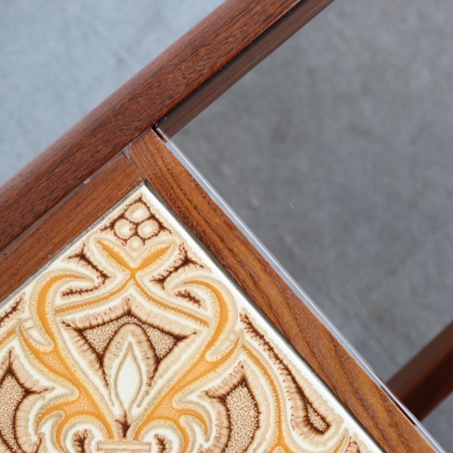 ジープランG-PLANのコーヒーテーブル