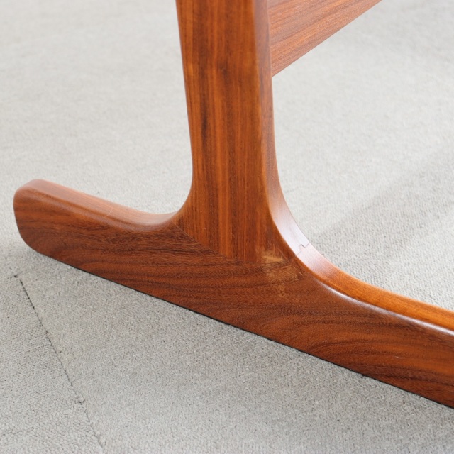 ジープランG-PLANのコーヒーテーブル